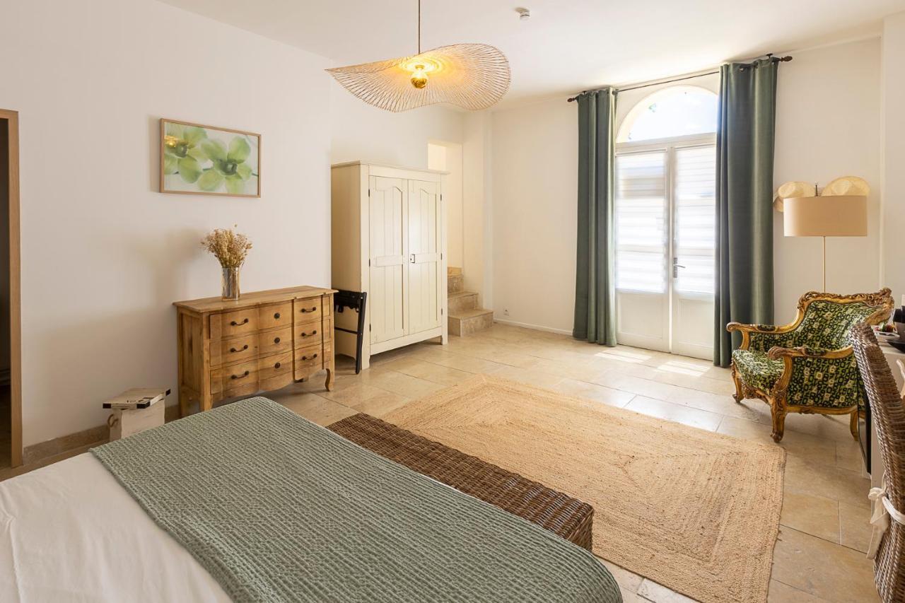 Bed and Breakfast Mas De Capelou Awinion Zewnętrze zdjęcie
