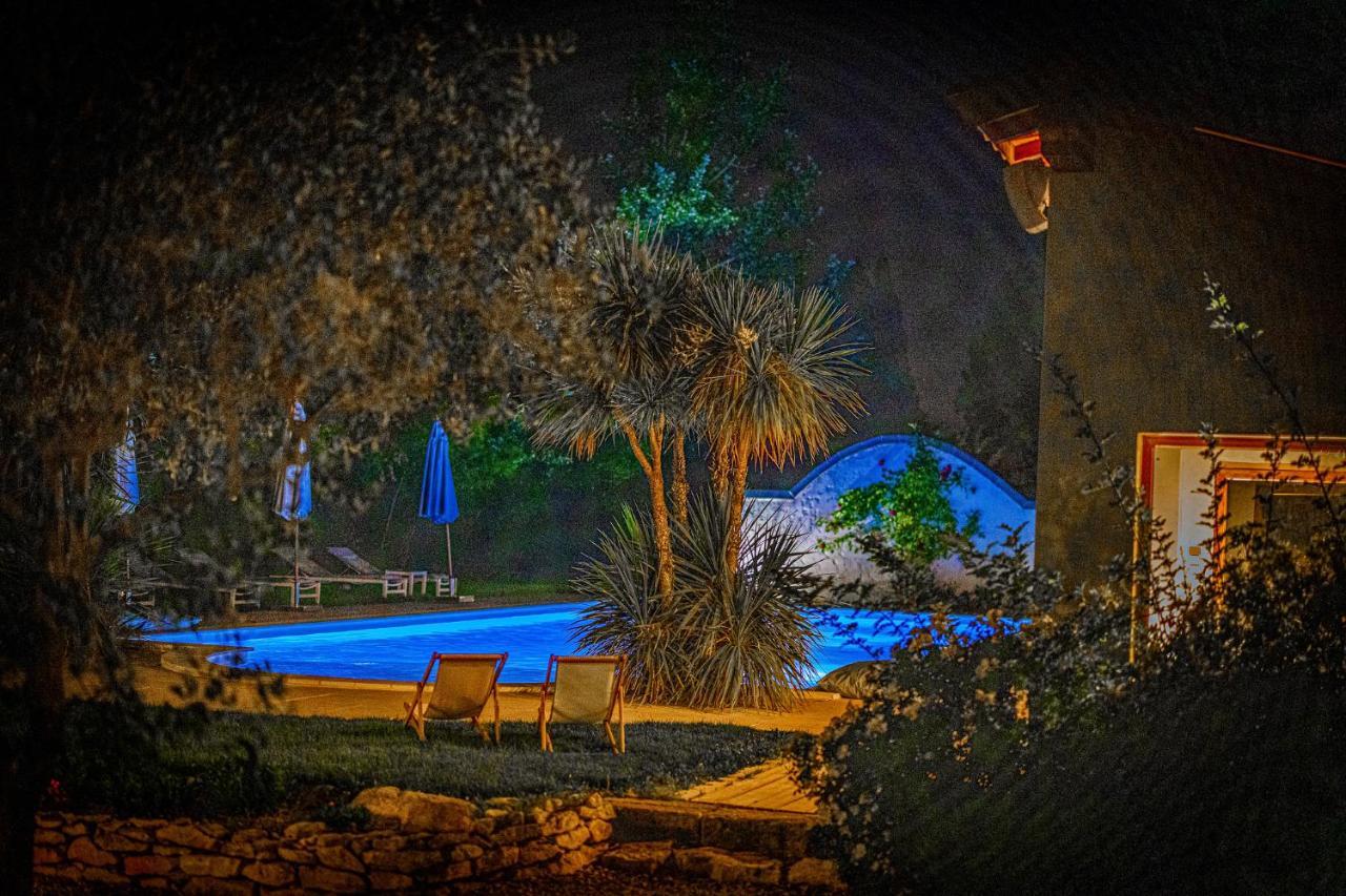 Bed and Breakfast Mas De Capelou Awinion Zewnętrze zdjęcie